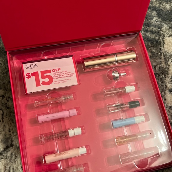 Ulta beauty Finds Fragrance 10 pc sampler vial perfume set atomizer $15 off $40 - Picture 2 of 3